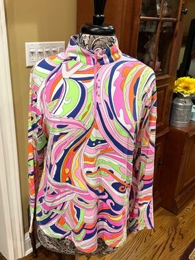 Icikuls Long Sleeve Mesh 1/4 Zip Mock Neck - Retro Swirl - Large